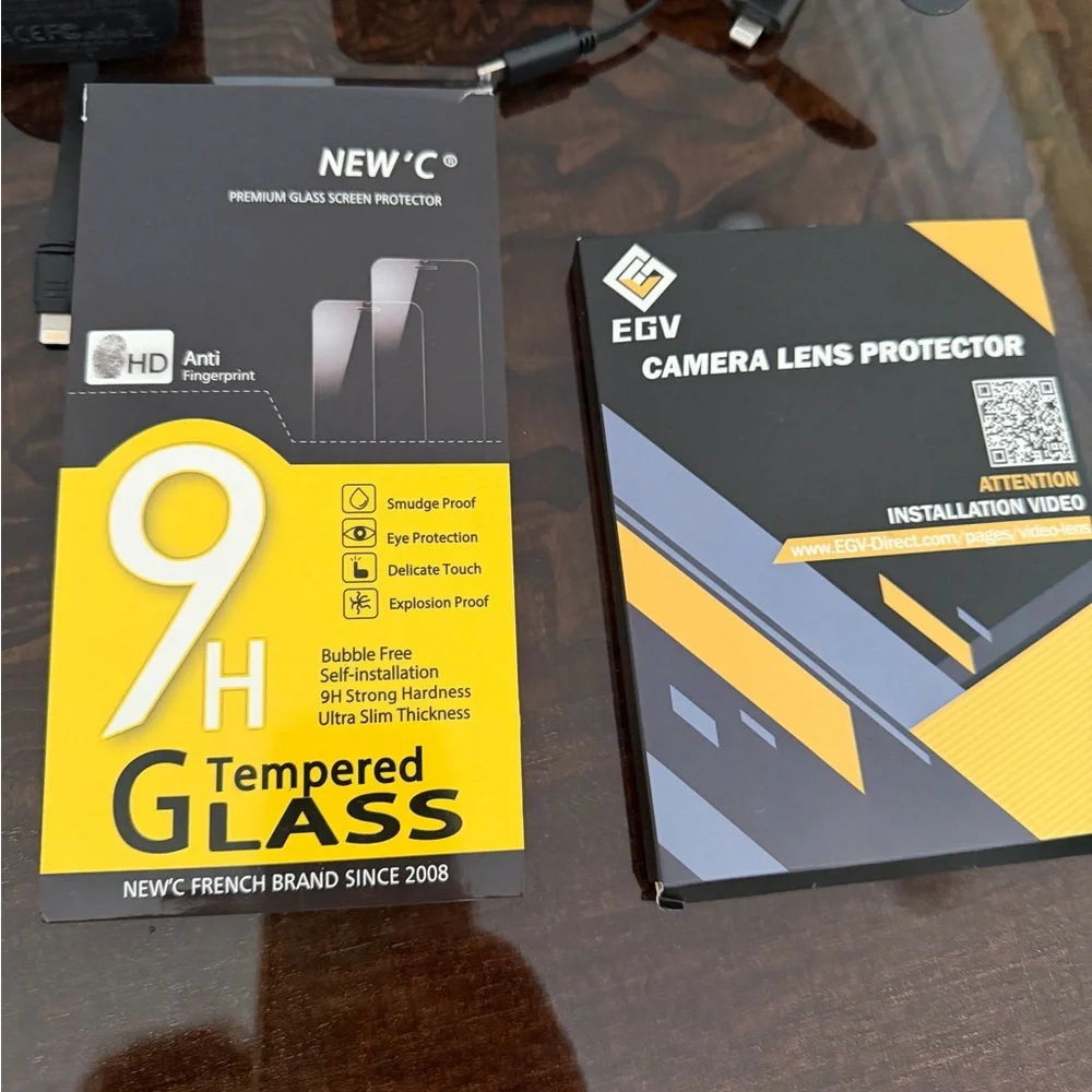 iPhone 12 Pro Max charger screen protector - Picture 6 of 6